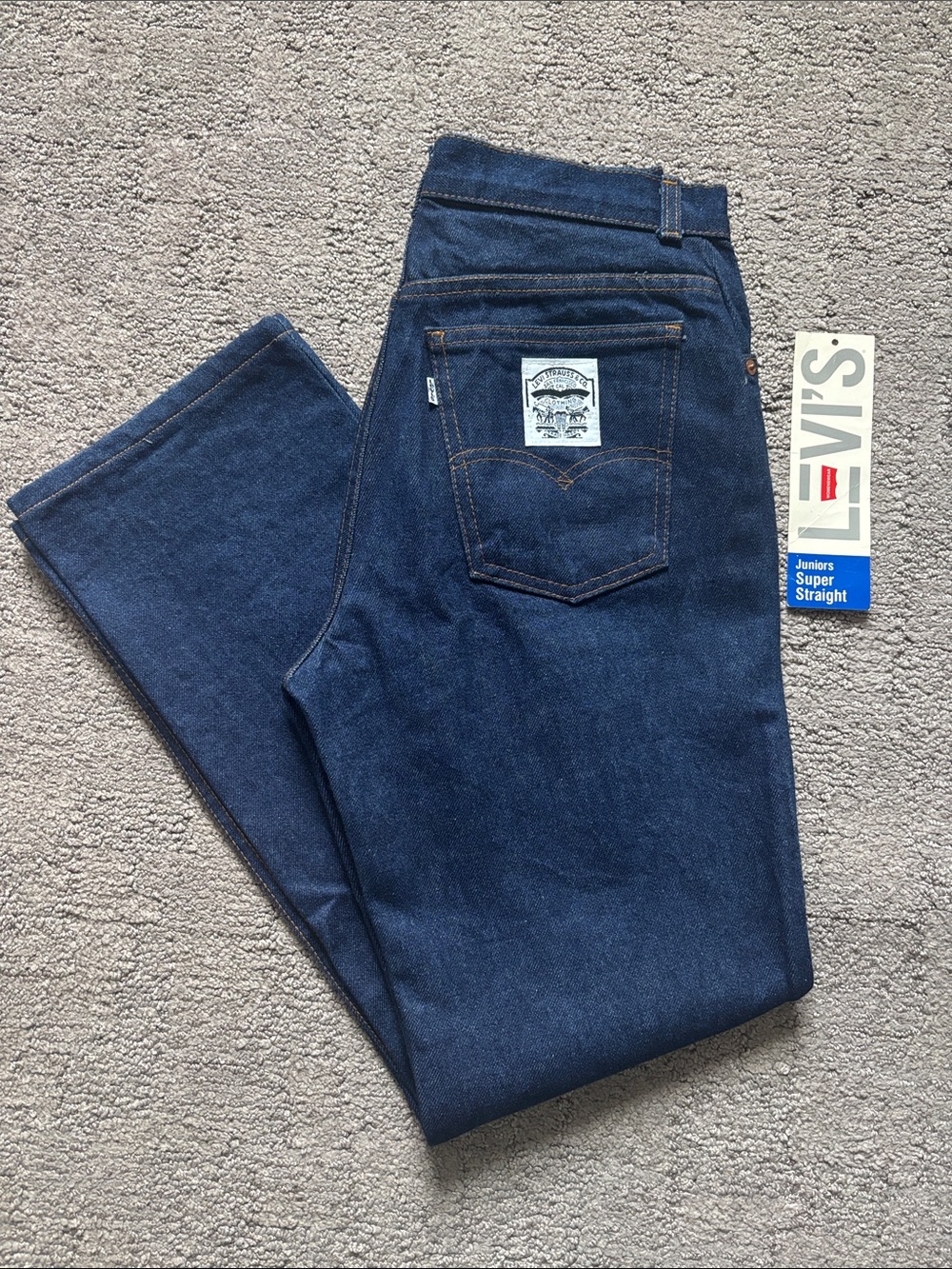 Levi's Women’s Vintage White Tab Indigo Straight Jeans